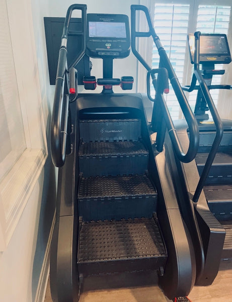 Stairmaster 10G Gauntlet Climber with Touchscreen